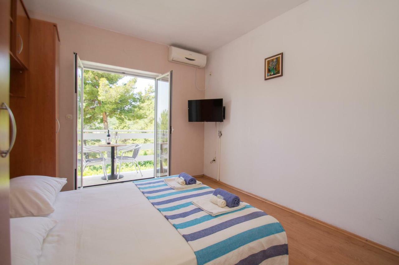 Vita Apartments Zrnovo Exteriör bild
