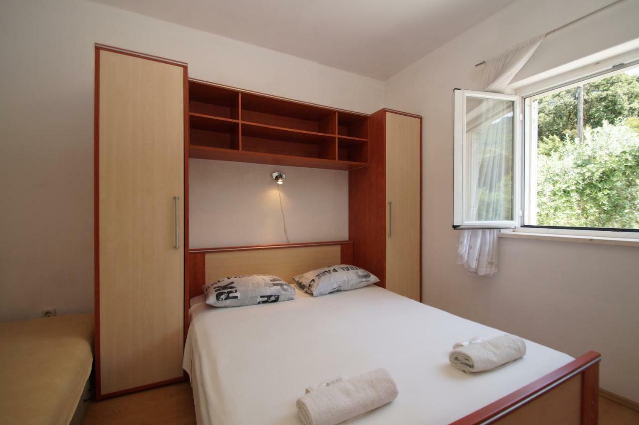 Vita Apartments Zrnovo Exteriör bild