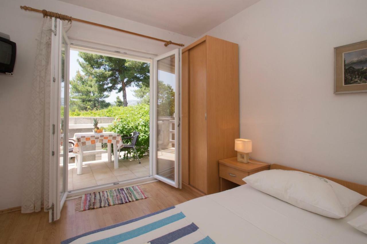 Vita Apartments Zrnovo Exteriör bild