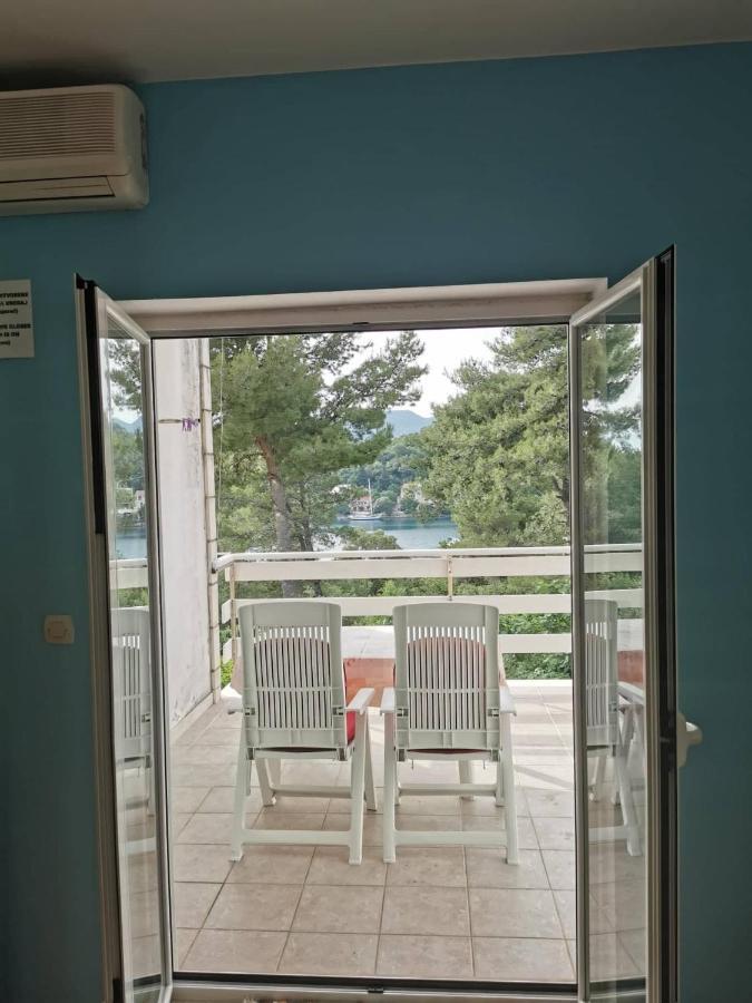 Vita Apartments Zrnovo Exteriör bild